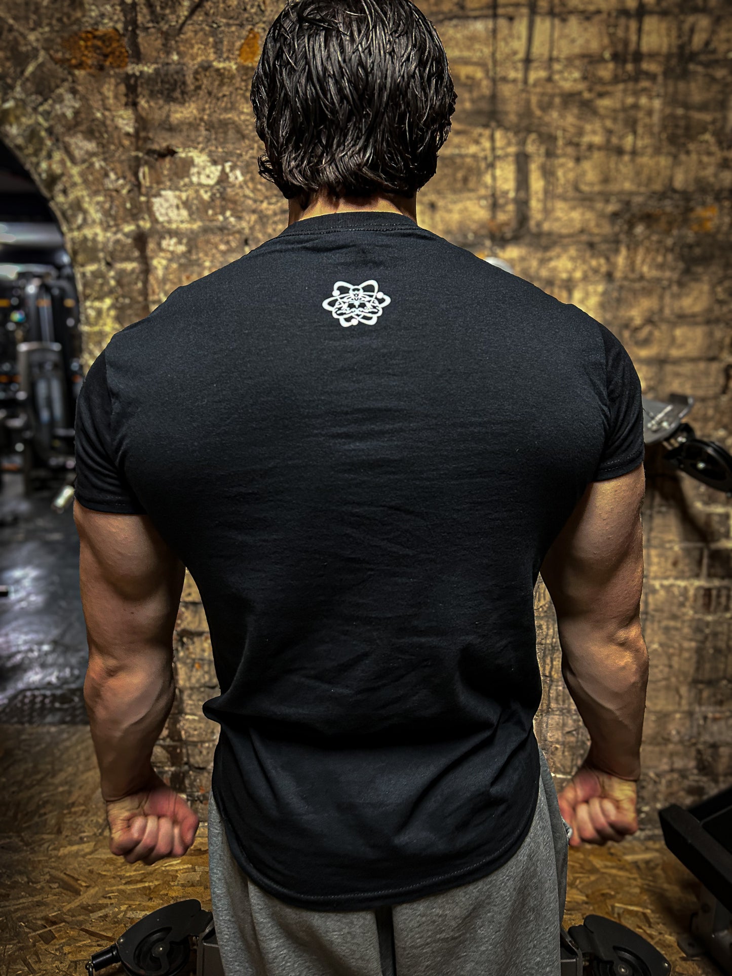 OUTLET - Vitruvian | T-shirt