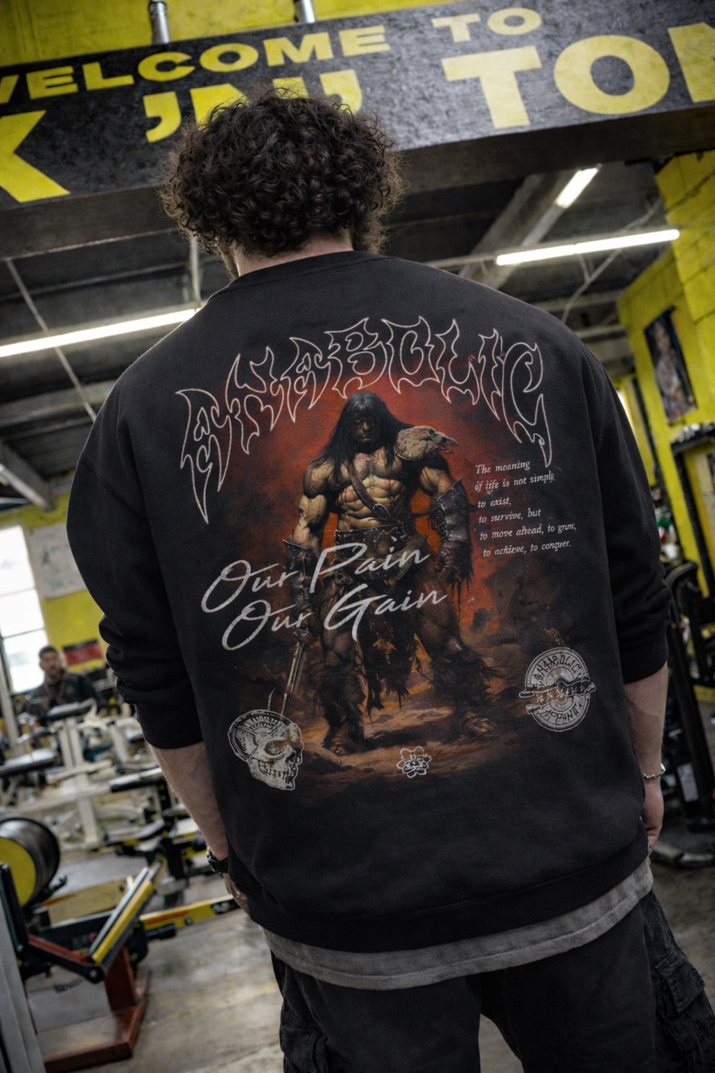 BARBARIAN - Crewneck