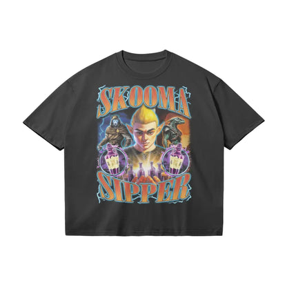 Skooma Sipper | Heavyweight Oversized T-shirt - Black / s