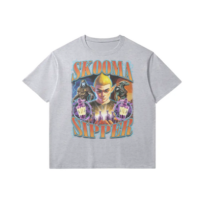 Skooma Sipper | Slim Fit Heavyweight T-shirt - Medium Heather Gray / Xs